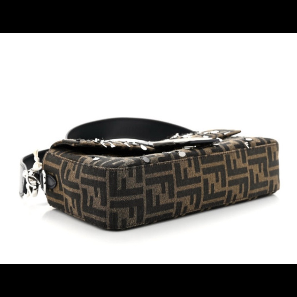 Fendi Black and Brown Baguette Shoulder Bag with Silver Accents - Picture 4 of 12